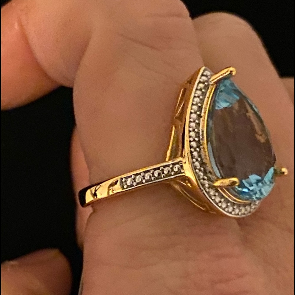 NWT Sky blue certified topaz 18k goldplated ring - Picture 7 of 13